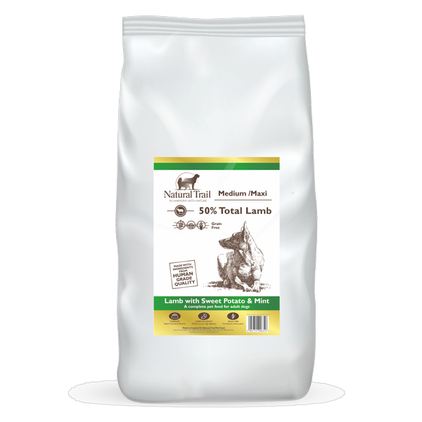 Natural Trail Lamb Medium Breed – opakowanie karmy